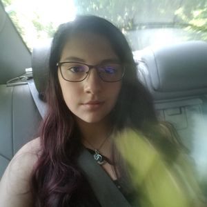 Meet your Posher, Abigail